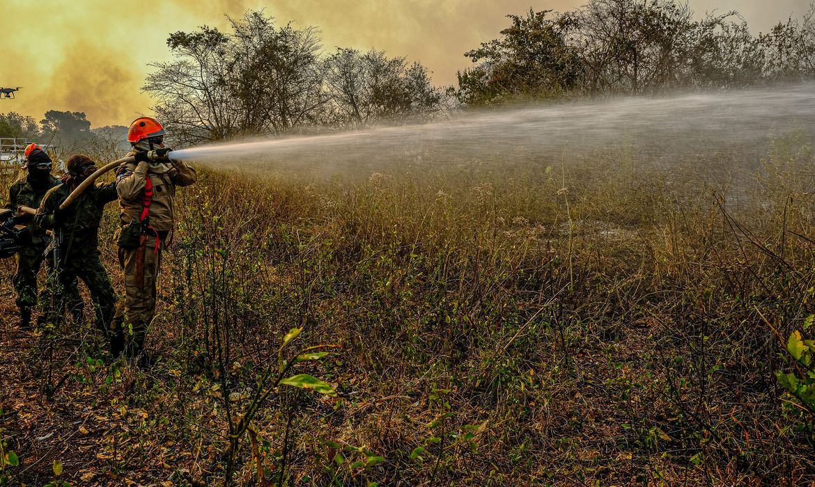 Governo Federal manda 71 soldados para refor&ccedil;ar combate a fogo no Pantanal