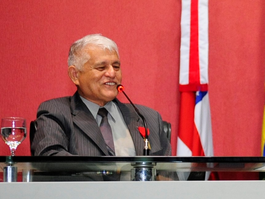 Ex-prefeito José Fernandes morre aos 76 anos de complicações da Covid Ex-prefeito José Fernandes morre aos 76 anos de complicações da Covid