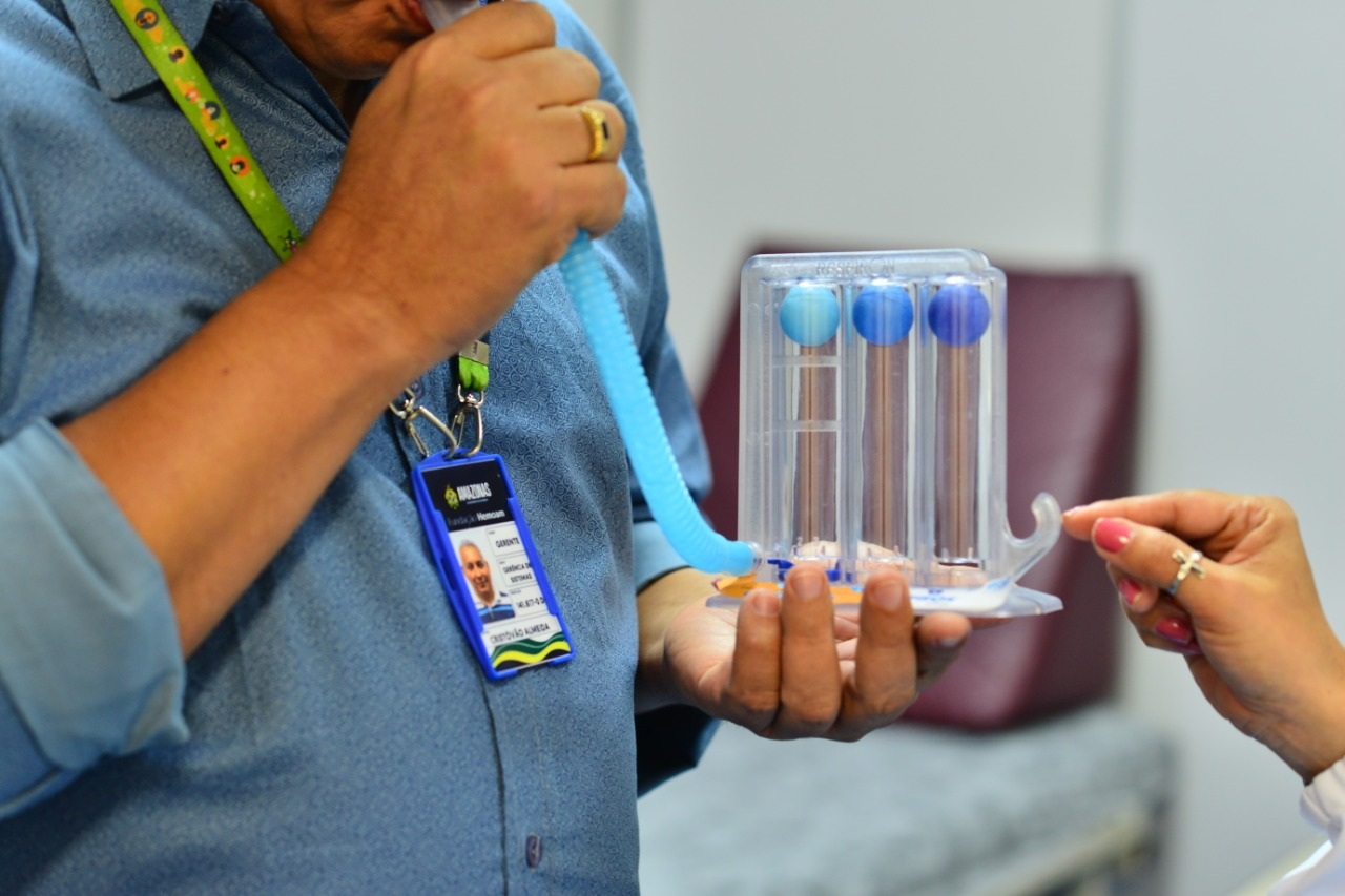 Servidores afetados pela Covid-19 tem fisioterapia pulmonar para reabilita&ccedil;&atilde;o