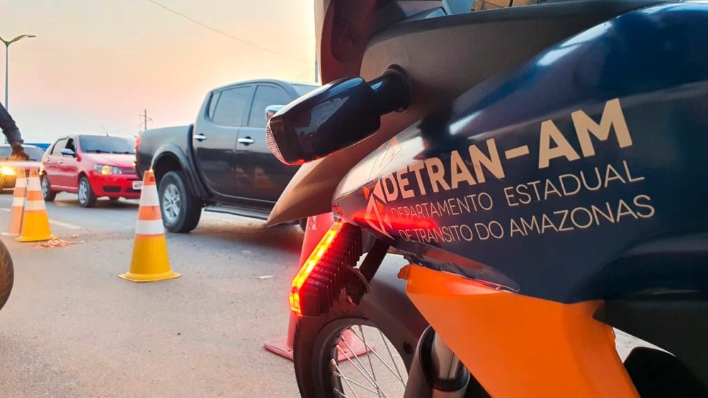 Detran retoma alguns servi&ccedil;os em car&aacute;ter de urg&ecirc;ncia; veja quais