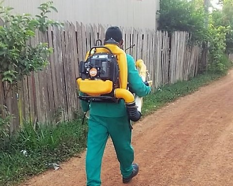 Equipe técnica da FVS-AM acompanha controle de surto de dengue em Boca do Acre Equipe técnica da FVS-AM acompanha controle de surto de dengue em Boca do Acre