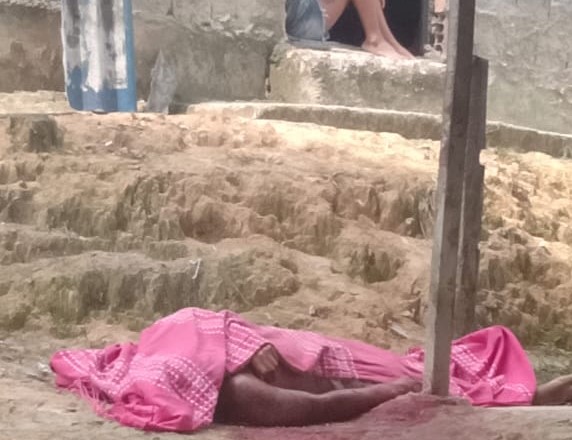 Homem &eacute; executado em frente de casa enquanto esperava almo&ccedil;o na Cidade de Deus