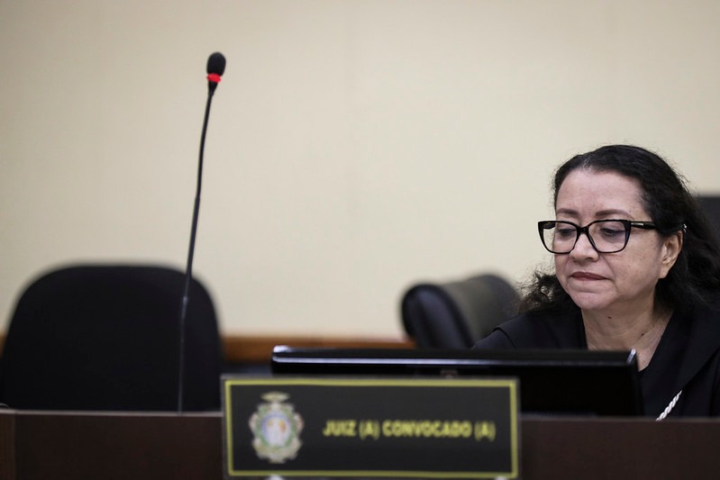 Justi&ccedil;a analisa pedido da Abrasel que tenta reabertura de flutuantes e bares