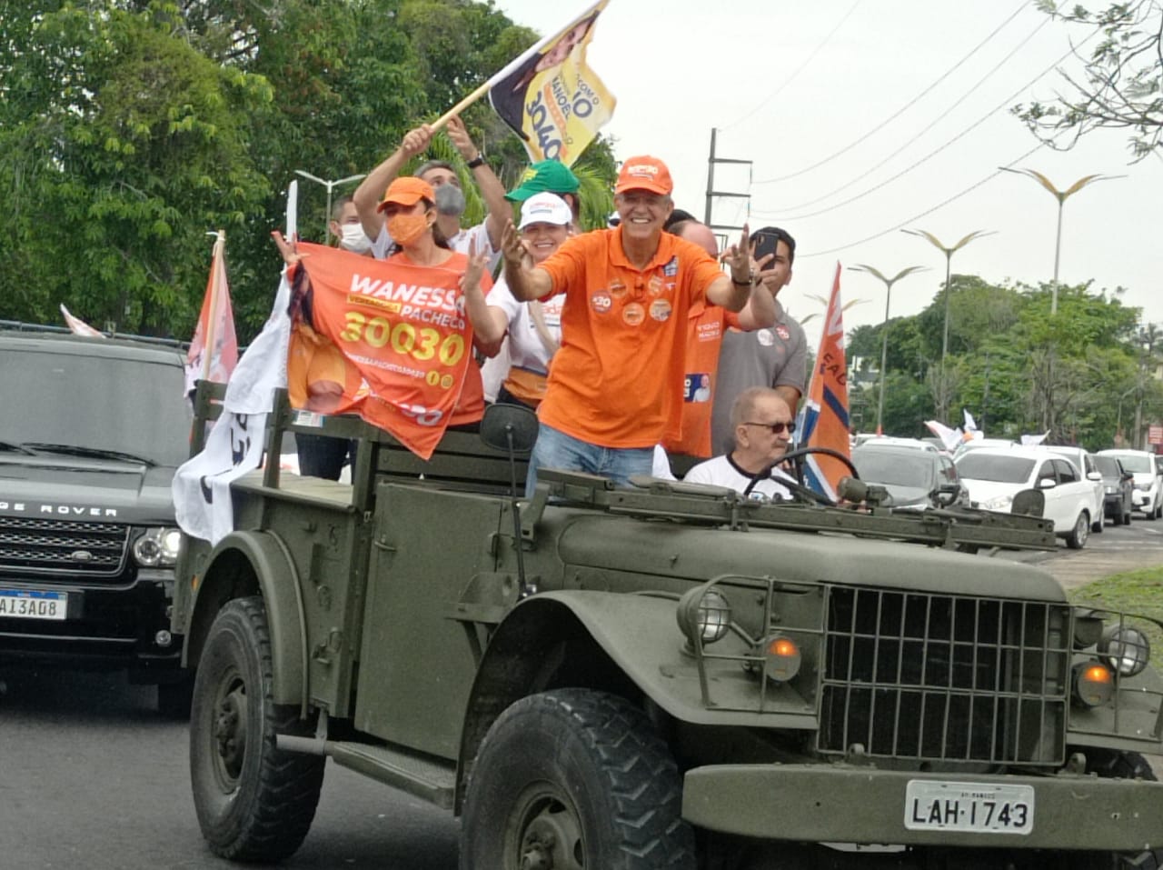 Romero faz carreta com mais de 150 veículos pelas zonas Leste e Norte Romero faz carreta com mais de 150 veículos pelas zonas Leste e Norte