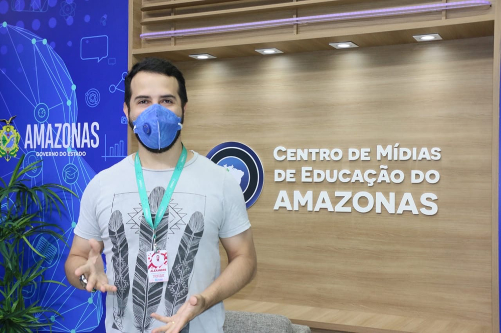 Cursinho pré-vestibular da rede estadual estreia aulões ao vivo Cursinho pré-vestibular da rede estadual estreia aulões ao vivo