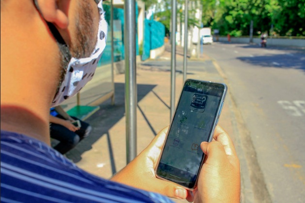 Cresce procura por recarga via aplicativo para cartão do transporte coletivo Cresce procura por recarga via aplicativo para cartão do transporte coletivo