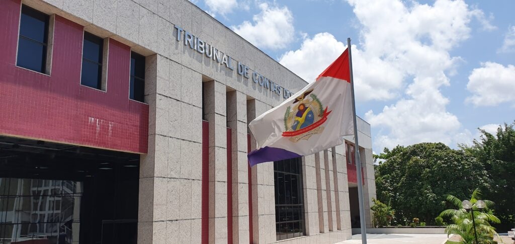 Tribunal economiza R$ 6 milhões com implantação de sistema digital Tribunal economiza R$ 6 milhões com implantação de sistema digital