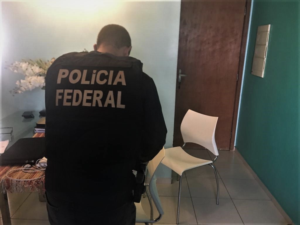 PF deflagra operação em Manaus contra fraudes bancárias eletrônicas e cumpre mandados PF deflagra operação em Manaus contra fraudes bancárias eletrônicas e cumpre mandados