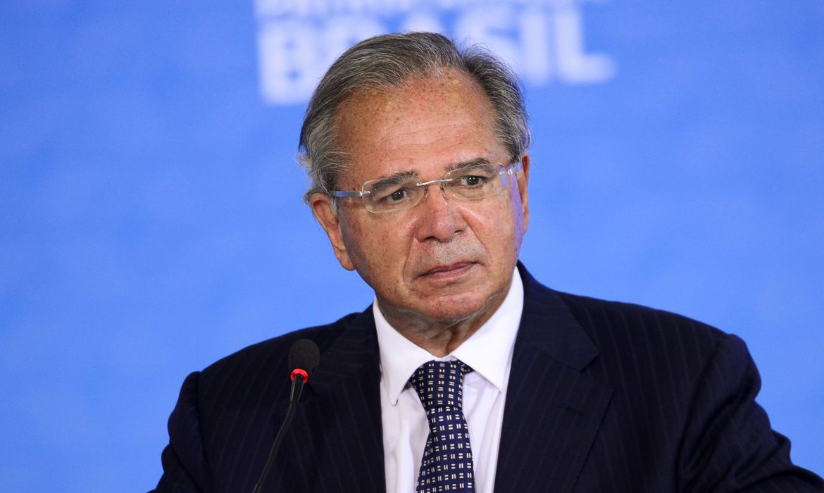 Guedes diz que acionar calamidade não é recomendável no momento Guedes diz que acionar calamidade não é recomendável no momento