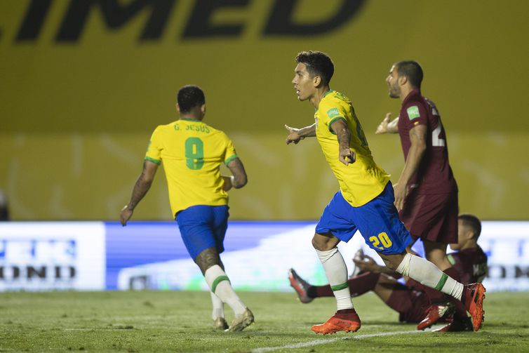 Eliminatórias: Brasil fura retranca da Venezuela e vira líder isolado Eliminatórias: Brasil fura retranca da Venezuela e vira líder isolado