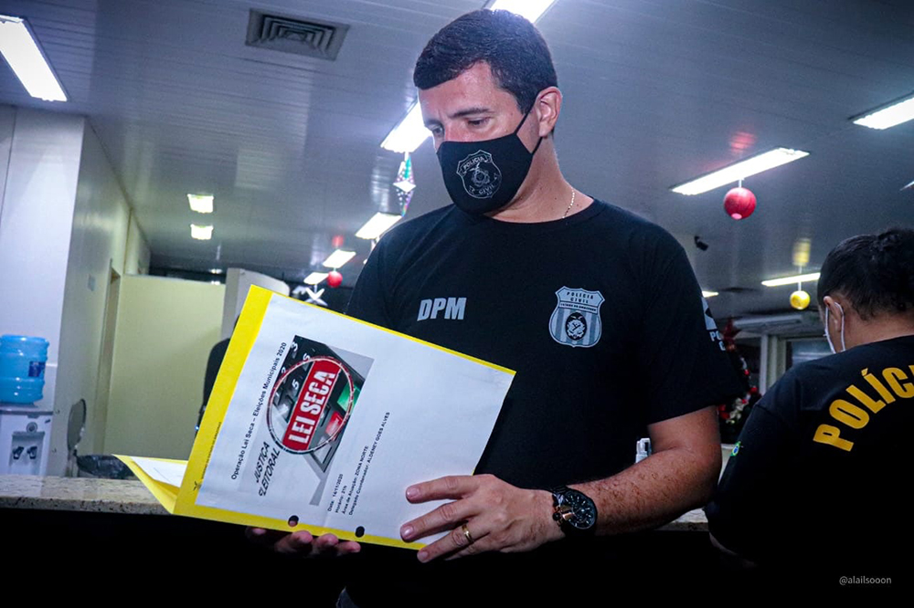 Operação ‘Lei Seca’ fecha 110 bares em Manaus Operação ‘Lei Seca’ fecha 110 bares em Manaus