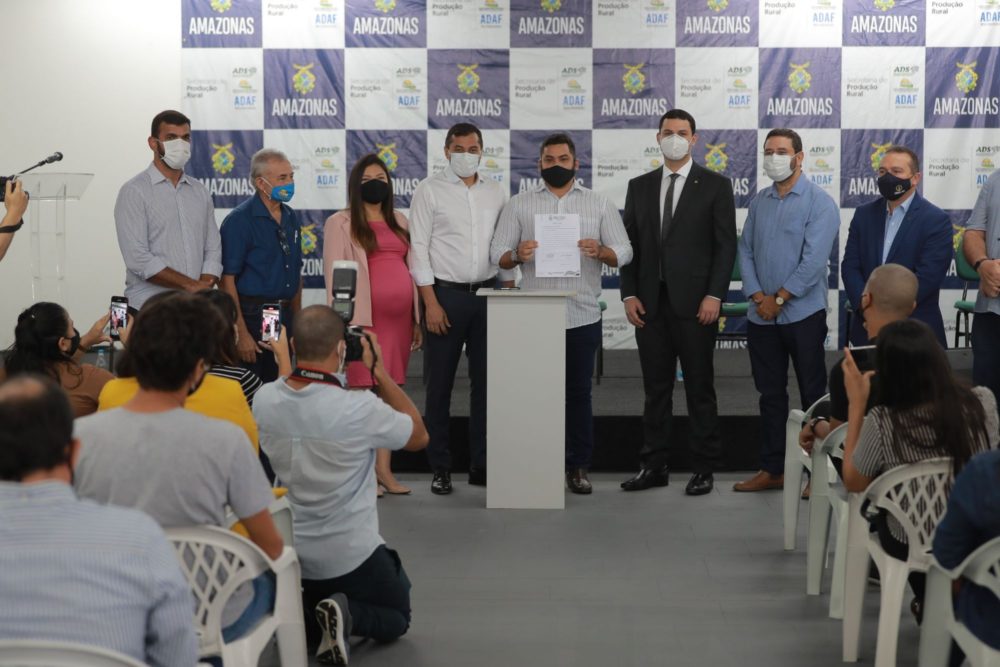 Wilson Lima dá posse a aprovados em concurso do Idam Wilson Lima dá posse a aprovados em concurso do Idam