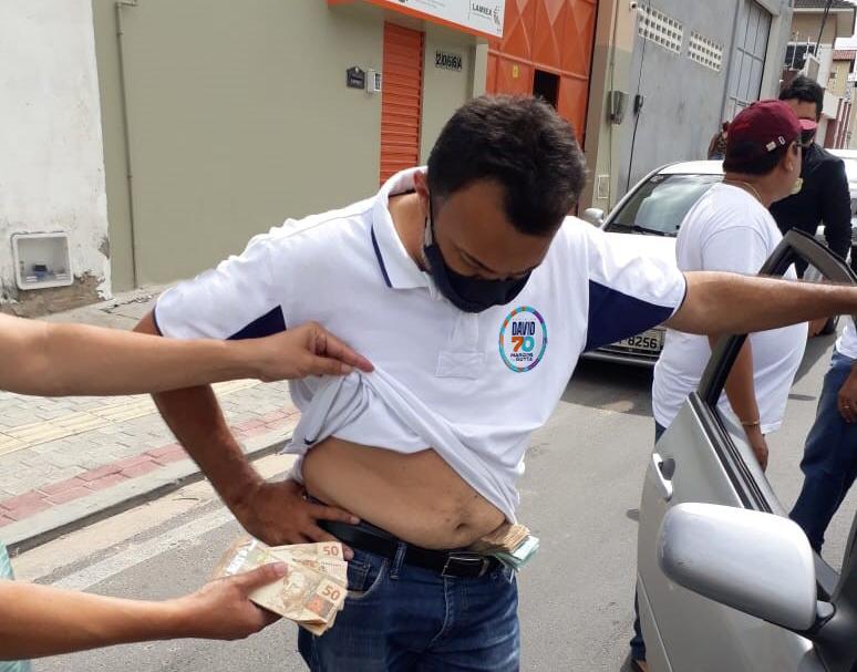 Fake news pr&eacute;-eleitorais aumentam e PC desmente not&iacute;cia de pris&atilde;o que usa foto antiga e manipulada