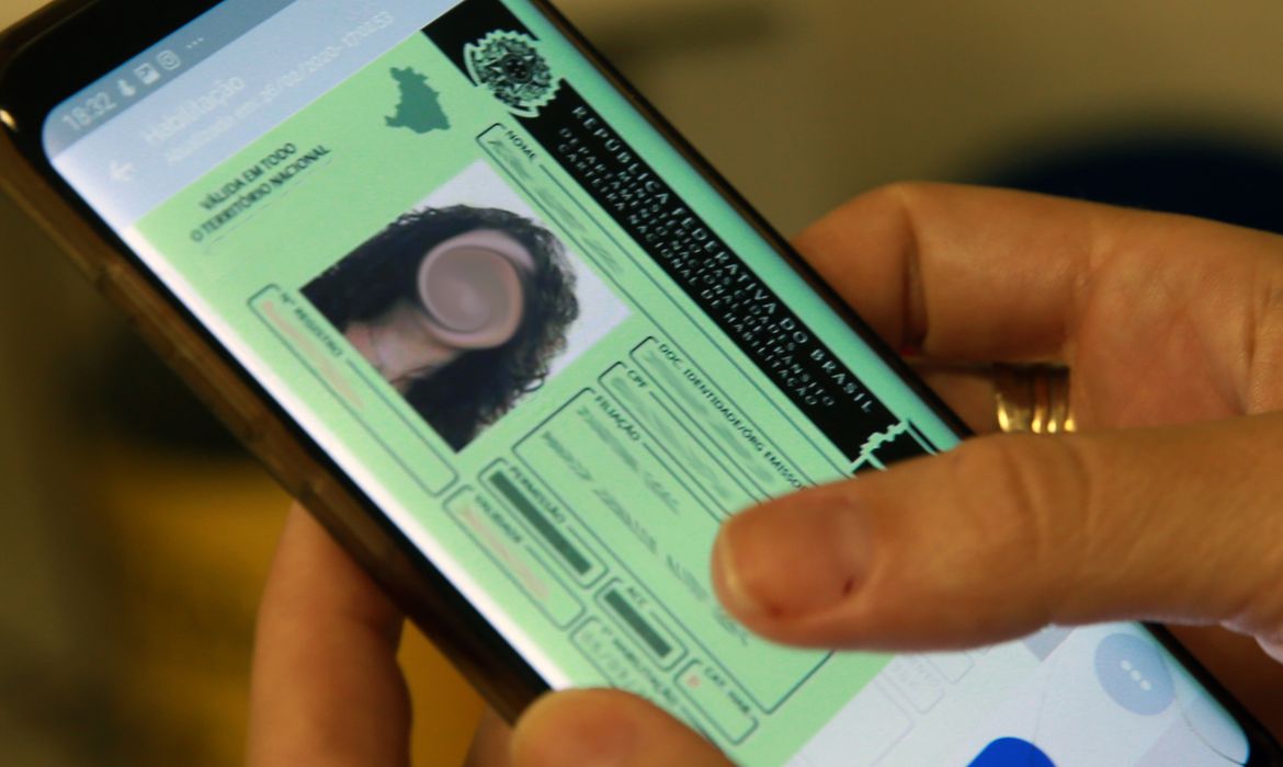 Habilitações vencidas em 2020 terão 1 ano a mais de validade Habilitações vencidas em 2020 terão 1 ano a mais de validade