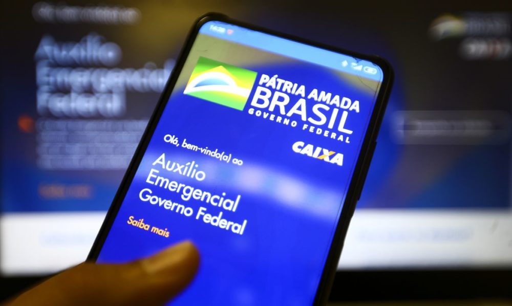 Beneficiários do Bolsa Família recebem hoje quarta parcela do auxílio Beneficiários do Bolsa Família recebem hoje quarta parcela do auxílio
