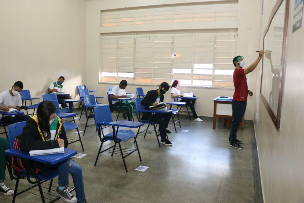 Matrícula para ano letivo 2021 será totalmente online, anunciam Prefeitura e Governo Matrícula para ano letivo 2021 será totalmente online, anunciam Prefeitura e Governo