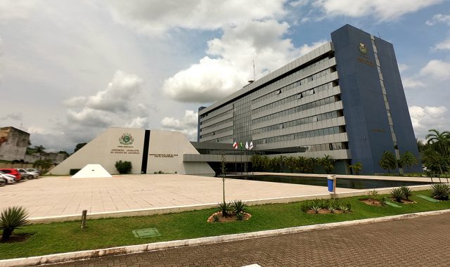 Mesa Diretora da Aleam suspende atividades presenciais da Casa