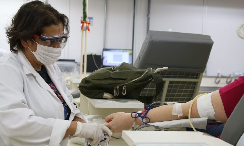 Queda na doação de sangue devido à pandemia preocupa hemocentros Queda na doação de sangue devido à pandemia preocupa hemocentros