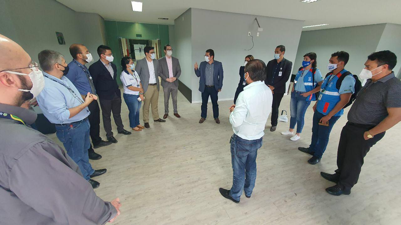 Equipe da Secretaria Estadual de Saúde (SES) já trabalha no hospital Nilton Lins desde ontem (08/01) Equipe da Secretaria Estadual de Saúde (SES) já trabalha no hospital Nilton Lins desde ontem (08/01)