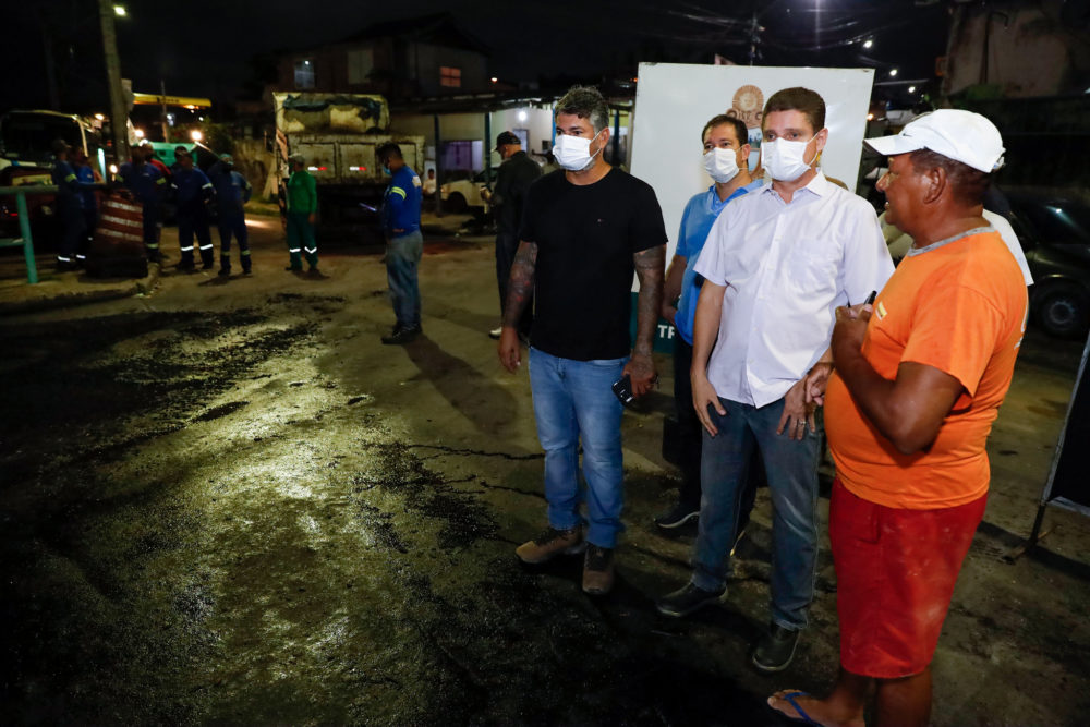 Ap&oacute;s 41 anos de espera rua do Bairro da Uni&atilde;o come&ccedil;a a receber pavimenta&ccedil;&atilde;o