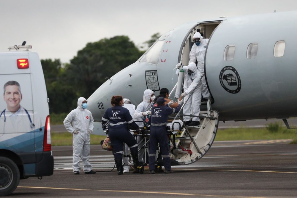 9 pacientes s&atilde;o os primeiros transferidos nesta sexta-feira para continuar tratamento em Teresina