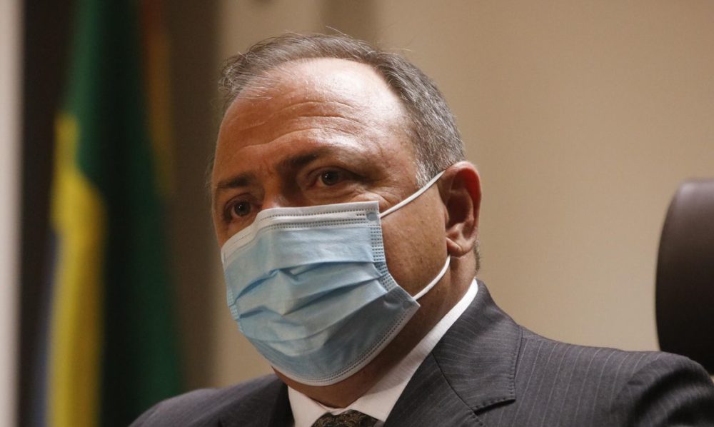 Vacinação pode começar ainda hoje, diz Pazuello Vacinação pode começar ainda hoje, diz Pazuello