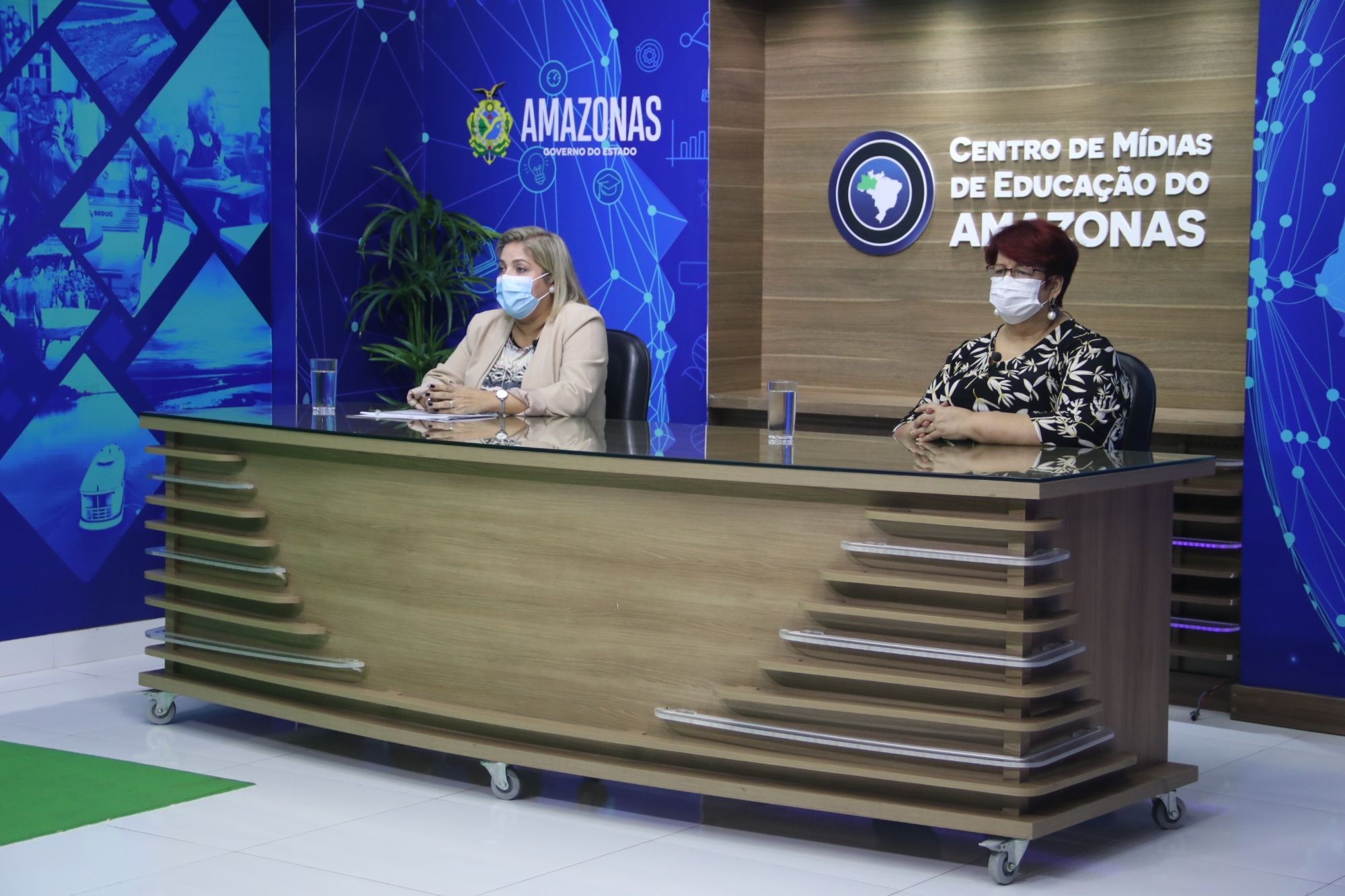 Com agravamento da pandemia, secretarias de Educação suspendem serviço de matrículas Com agravamento da pandemia, secretarias de Educação suspendem serviço de matrículas