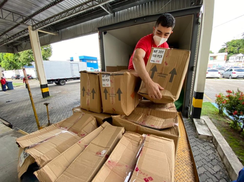 Solidariedade: população amazonense apoia familiares e profissionais da saúde Solidariedade: população amazonense apoia familiares e profissionais da saúde