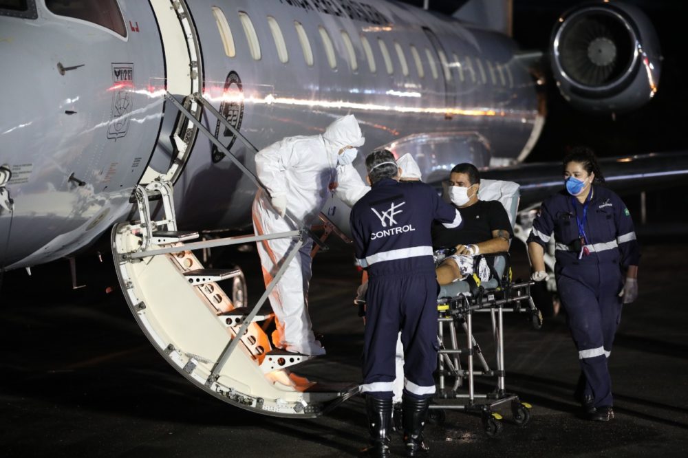 Estado transfere 18 pacientes com Covid-19 para o Espírito Santo Estado transfere 18 pacientes com Covid-19 para o Espírito Santo