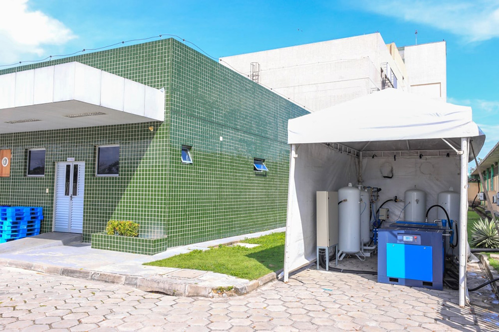 Usinas doadas pelo Ministério da Saúde começam a funcionar nos hospitais de Manaus Usinas doadas pelo Ministério da Saúde começam a funcionar nos hospitais de Manaus