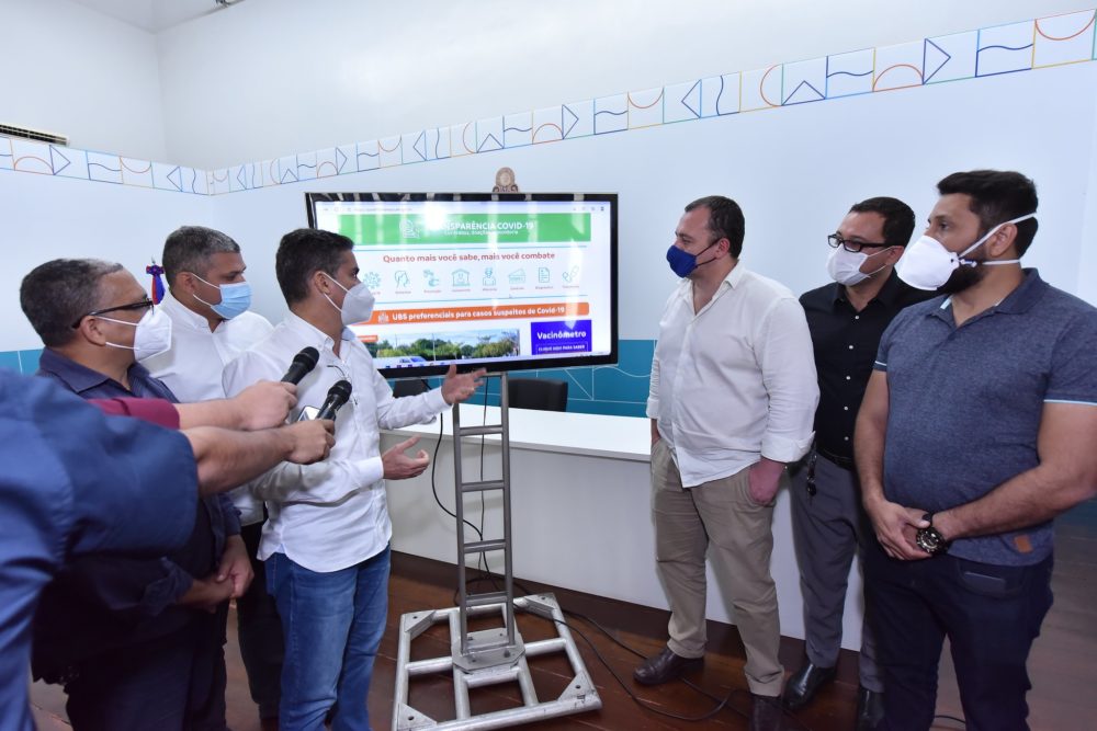 David Almeida lança portal com 'Vacinômetro' sobre dados da imunização em Manaus David Almeida lança portal com 'Vacinômetro' sobre dados da imunização em Manaus