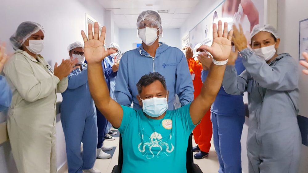 Delphina Aziz passa de 4 mil pacientes recuperados do coronav&iacute;rus