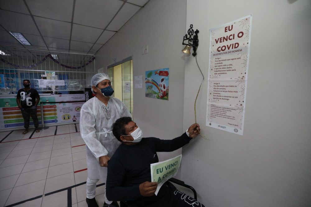 Novas altas de pacientes recuperados da Covid-19 são registradas no Platão Araújo Novas altas de pacientes recuperados da Covid-19 são registradas no Platão Araújo
