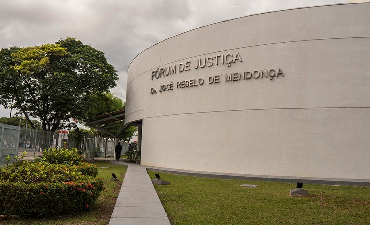 Justiça de Itacoatiara determina bloqueio de R$ 500 mil do Estado por não cumprir de transferência de pacientes Justiça de Itacoatiara determina bloqueio de R$ 500 mil do Estado por não cumprir de transferência de pacientes