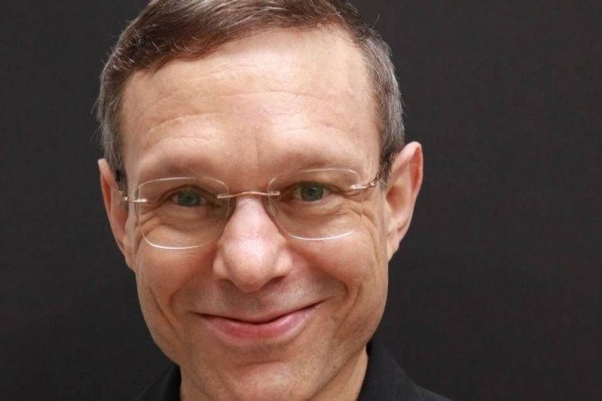 Astrônomo de Harvard acredita que fomos visitados por nave extraterrestre Astrônomo de Harvard acredita que fomos visitados por nave extraterrestre