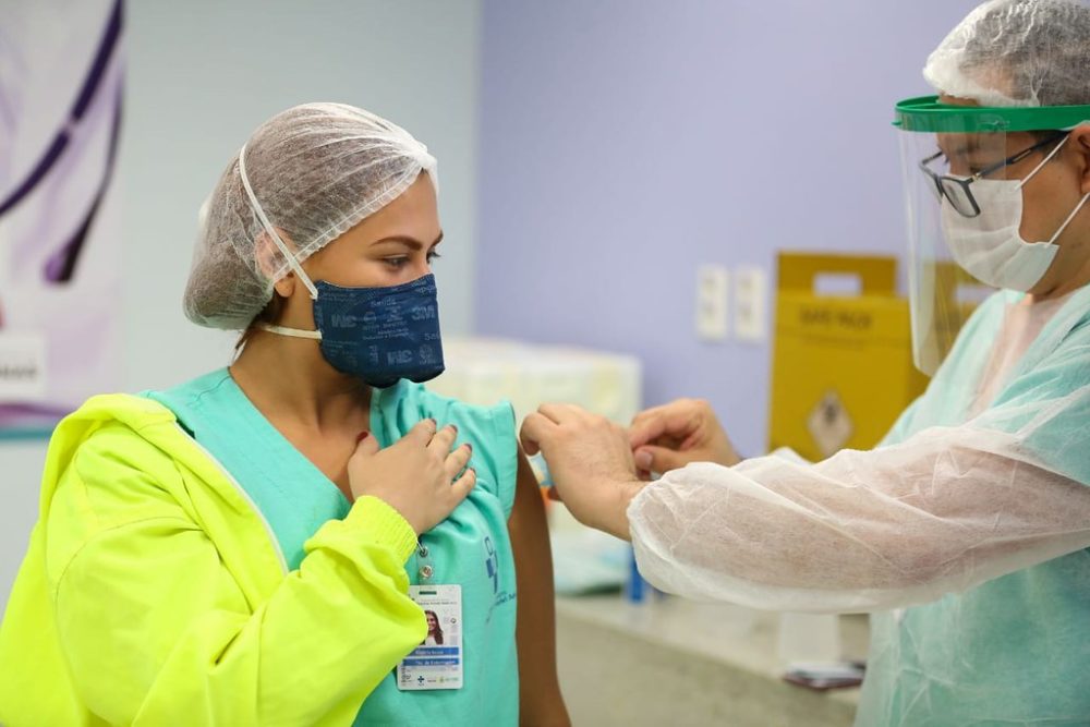 Amazonas já aplicou 115.470 doses de vacina contra Covid-19 até este domingo Amazonas já aplicou 115.470 doses de vacina contra Covid-19 até este domingo