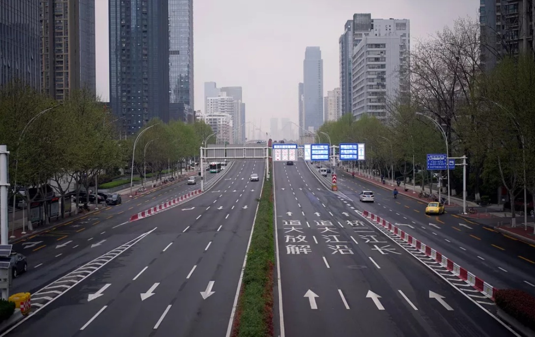 OMS considera 'extremamente improv&aacute;vel' que Covid tenha escapado de laborat&oacute;rio de Wuhan