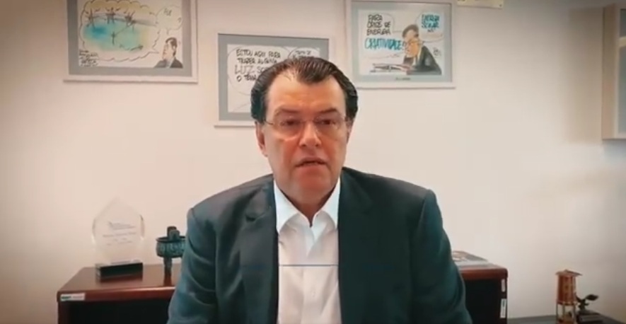 Senador reforça pedido por mais 1 milhão de doses de vacina para AM Senador reforça pedido por mais 1 milhão de doses de vacina para AM