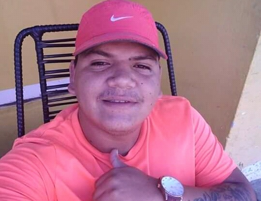 Ex-detento é executado na rua Cristo Rei, na Compensa Ex-detento é executado na rua Cristo Rei, na Compensa