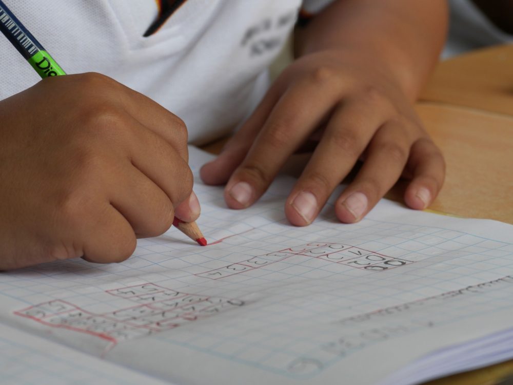 Escolas particulares voltam a oferecer ensino h&iacute;brido a partir da segunda semana de mar&ccedil;o