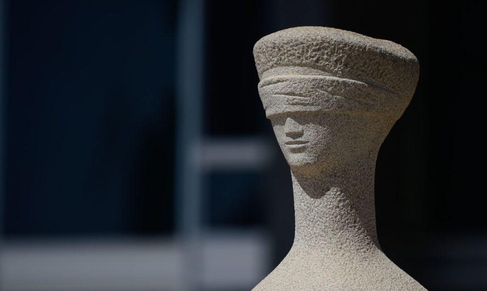 STF julga se barra 'leg&iacute;tima defesa da honra' em casos de feminic&iacute;dio