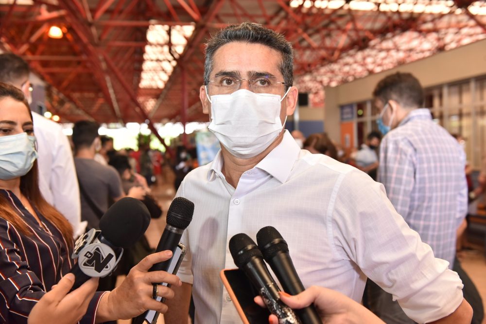 Prefeitura realiza cadastro de idosos para vacinação em 12 escolas municipais neste sábado Prefeitura realiza cadastro de idosos para vacinação em 12 escolas municipais neste sábado