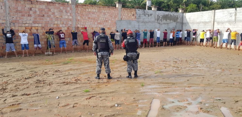 Mais de 500 pessoas foram flagradas em 15 festas clandestinas este ano