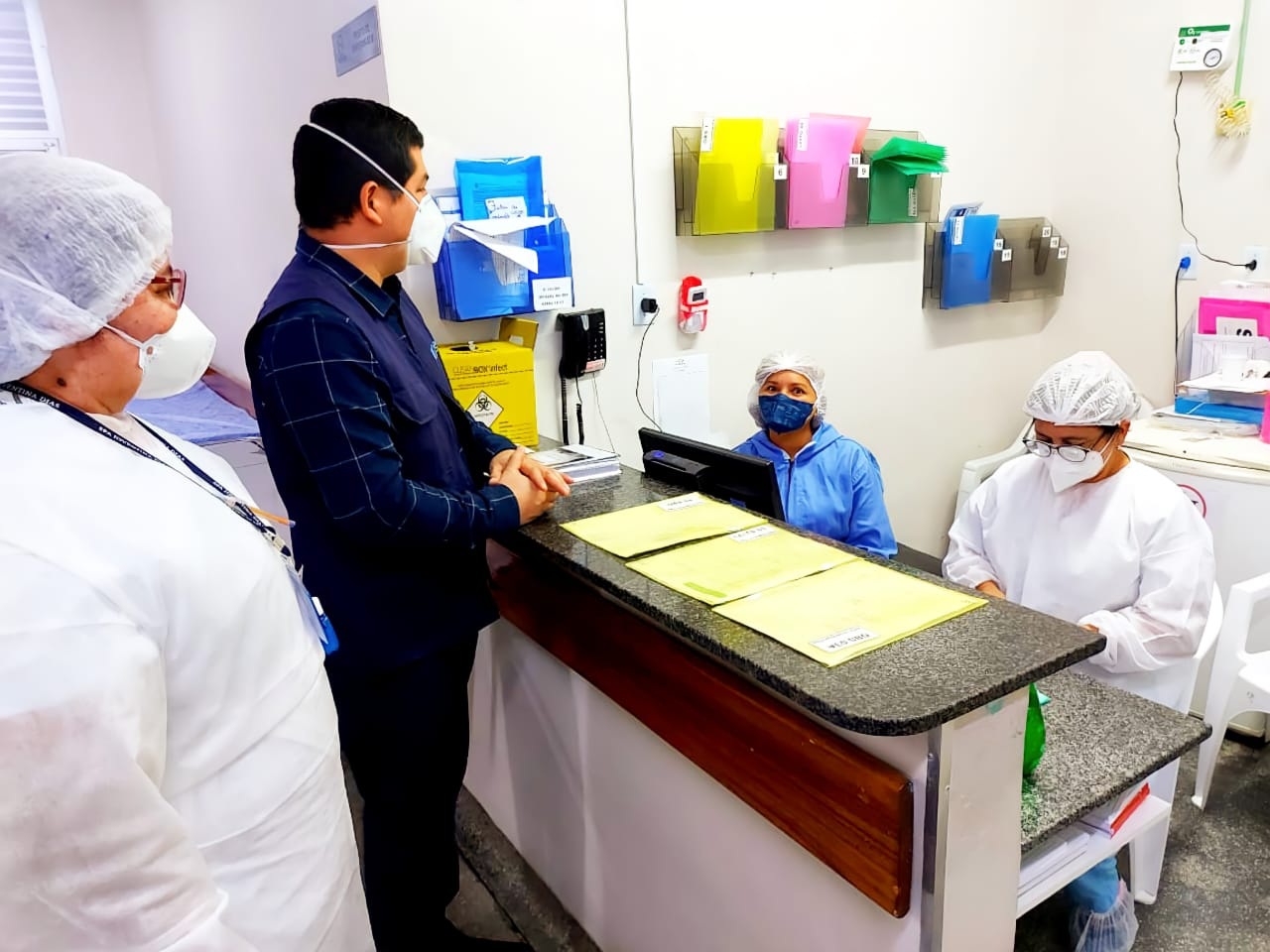 Coren-AM alerta para que estrutura de combate à pandemia e profissionais contratados sejam mantidos Coren-AM alerta para que estrutura de combate à pandemia e profissionais contratados sejam mantidos