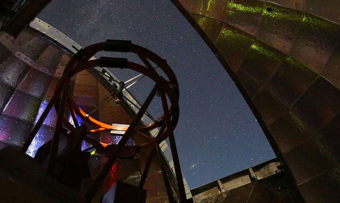 Asteroide passar&aacute; pr&oacute;ximo &agrave; Terra a mais de 120 mil km/h