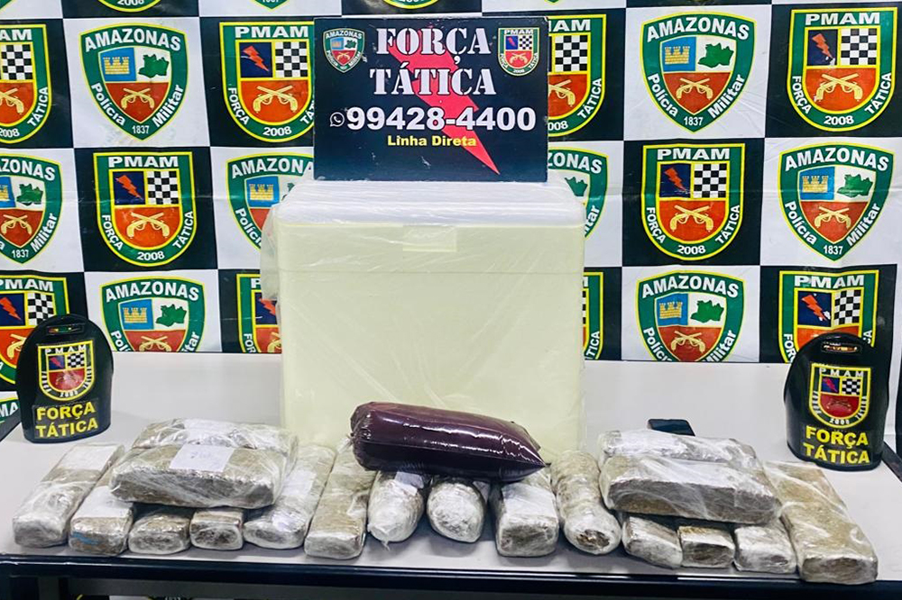 Homem é detido com drogas dentro de embalagens de açaí que seriam enviadas a SP Homem é detido com drogas dentro de embalagens de açaí que seriam enviadas a SP