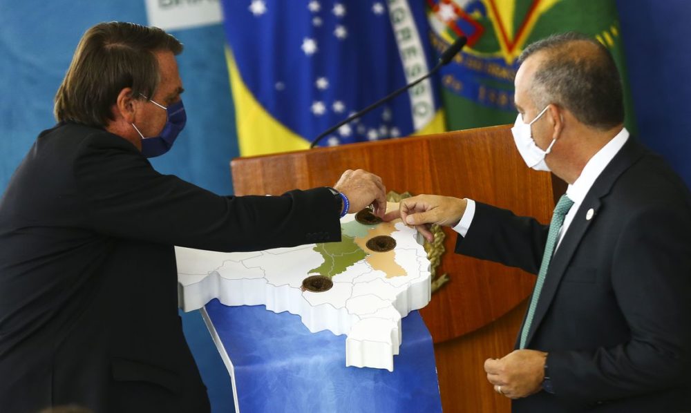 Governo Federal lan&ccedil;a o Programa &Aacute;guas Brasileiras