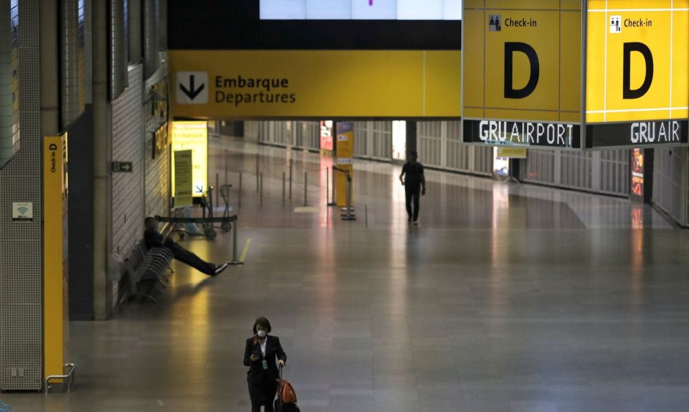 Regras para uso de m&aacute;scaras em avi&otilde;es e aeroportos ficam mais r&iacute;gidas