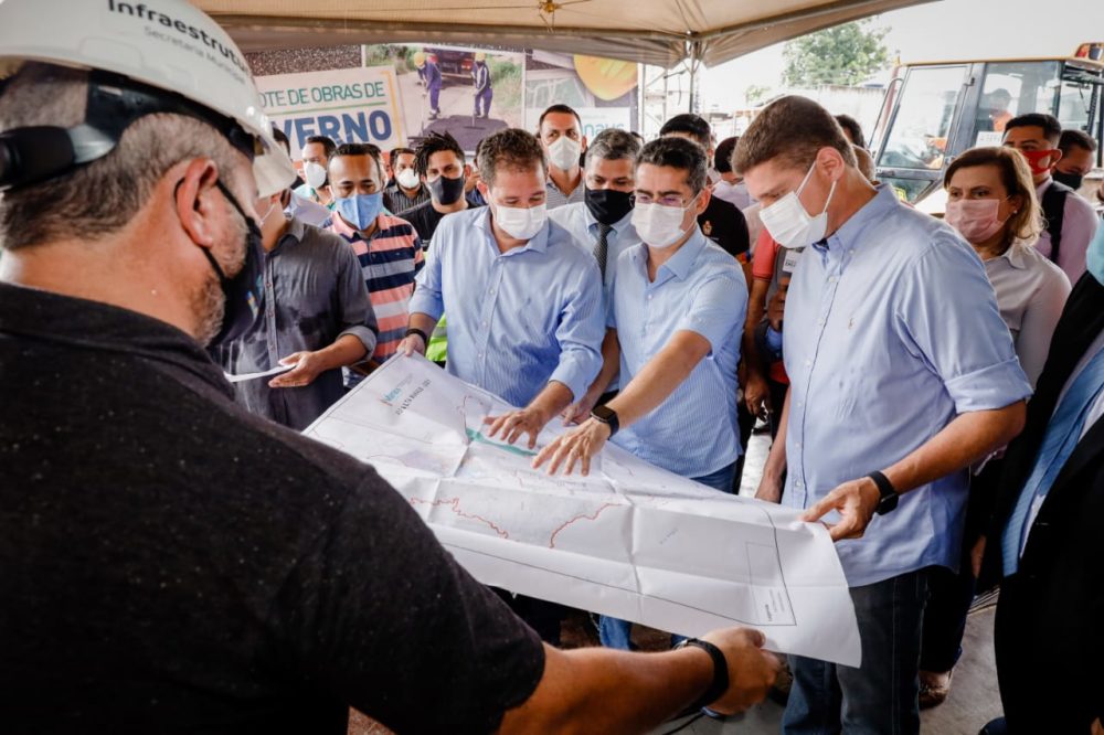 David e Marcos Rotta lançam pacote de obras de inverno: tapa-buracos para 1,7 mil ruas David e Marcos Rotta lançam pacote de obras de inverno: tapa-buracos para 1,7 mil ruas