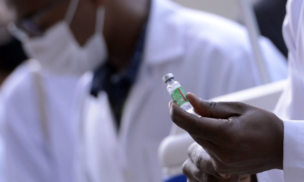 Fiocruz entrega hoje 1,3 milhão de doses da Oxford-AstraZeneca Fiocruz entrega hoje 1,3 milhão de doses da Oxford-AstraZeneca